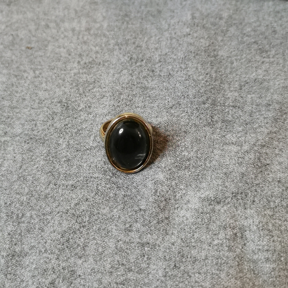 Gold ring